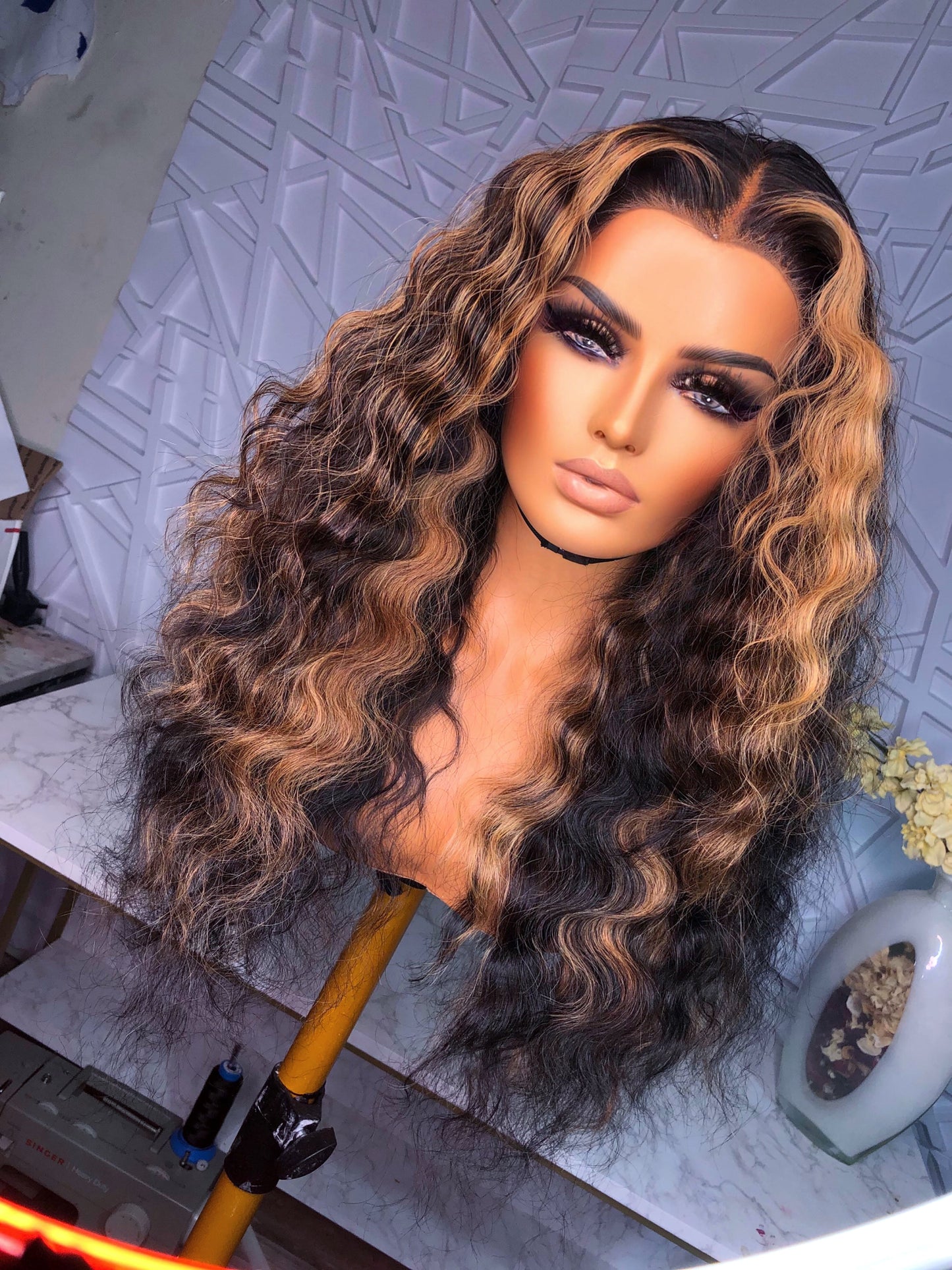 Lexus II Lace Wig